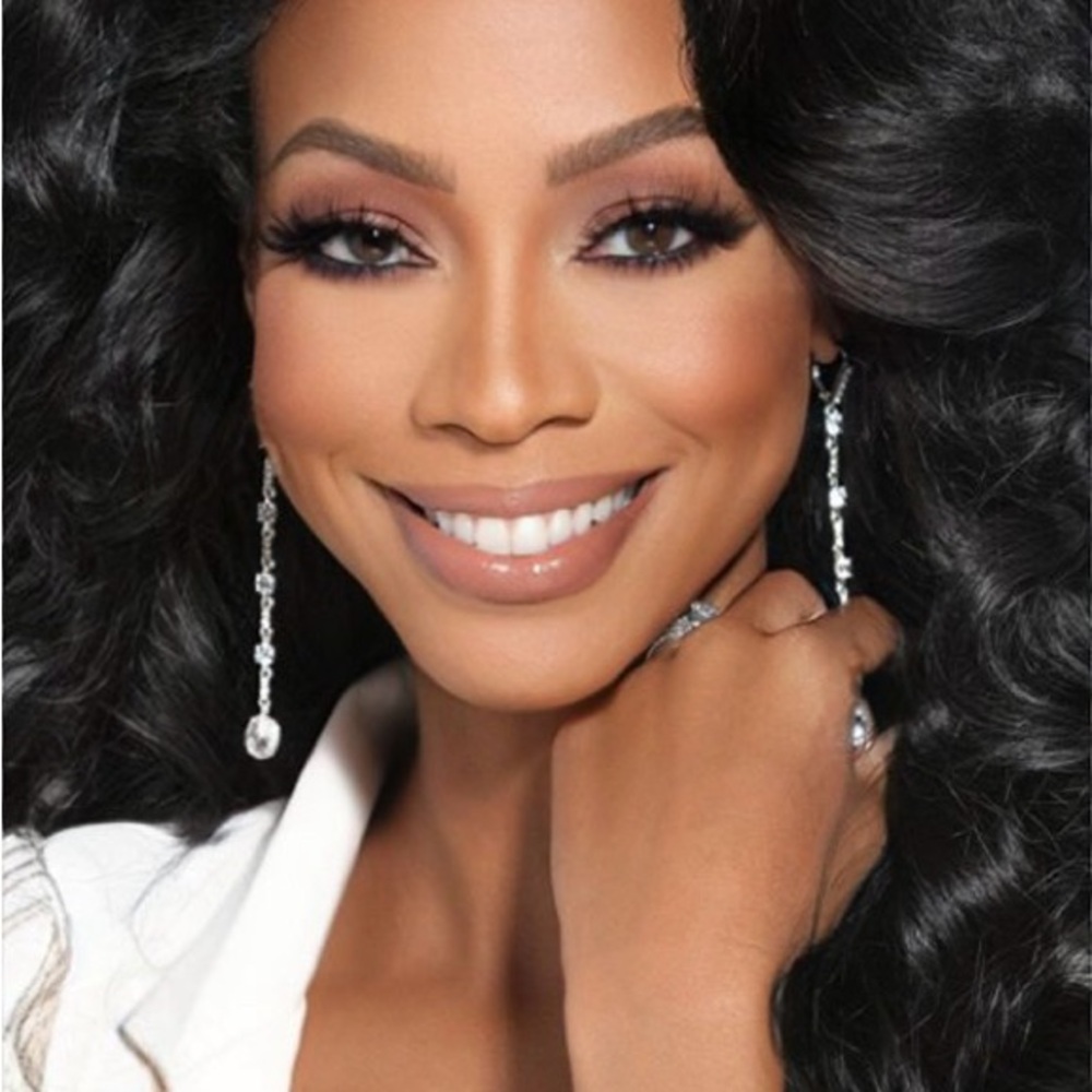 Meet your Posher, Lashan